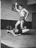 Chief Little Wolf demonstrating his "Indian deathlock"—(1),, Sydney, 1937.
