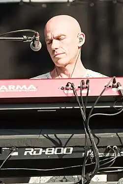 Kelly with Marillion at the Lieder am See Festival in Spalt, Germany, in 2016