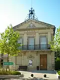 Town hall of Althen des Paluds