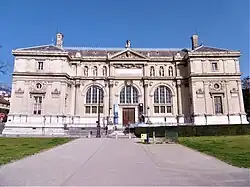 Former museum-library