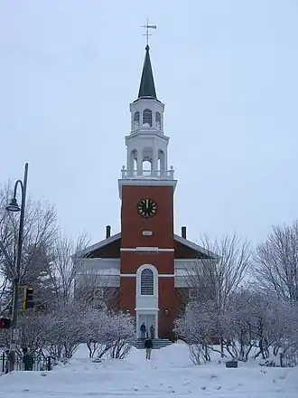 Unitarian Church at the top of Church St., intersecting Pearl St. in Burlington, Vermont, 2008.