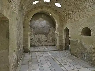 The changing room (bayt al-maslaj) with octagram-shaped skylights