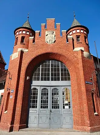 Main gate detail