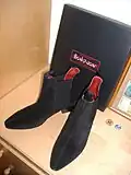 Image 66Winklepicker boots fashionable in England, Italy and Mexico from 2005 onwards. (from 2000s in fashion)