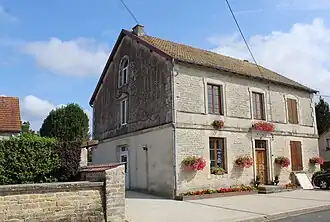 The town hall in Blaisy