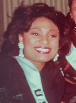 Carole Gist