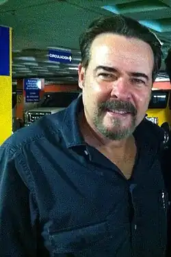 César Évora