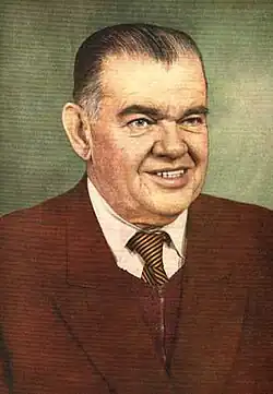 Portrait of Pires