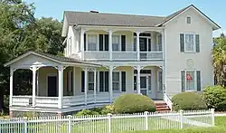 Dart house