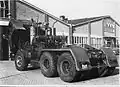 The FTF tractor had a 475 hp Detroit two-stroke diesel engine with Roots blower