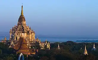 Gawdawpalin Temple, Bagan (c. 1220)