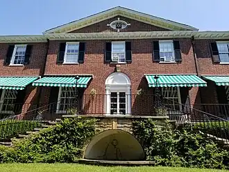 Glyndor House