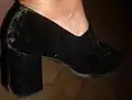 Image 40Block-heeled shoes, popular from 1995 to 2001. (from 1990s in fashion)