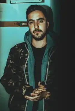 Beret (2018)
