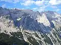 Outer Höllentalspitze (centre, 2,720 m or 8,920 ft)