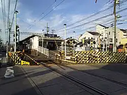 Adjacent crossing