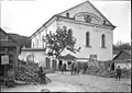 1925