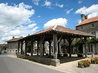 The marketplace in Mortemart