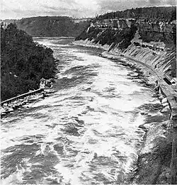 1900