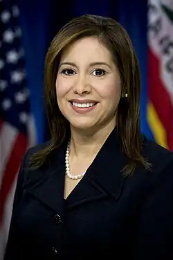 Nora Campos