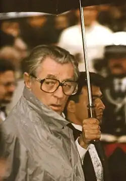 Robert Mitchum ('91 Cannes Film Festival) plays Richard Dyson, Southern Control in Mission: McCall