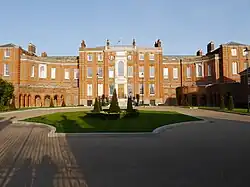Roehampton House 03