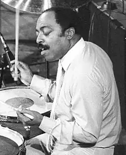 Haynes performing in 1981