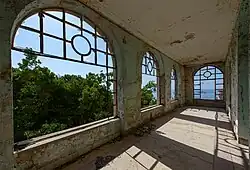 Interior (2019)