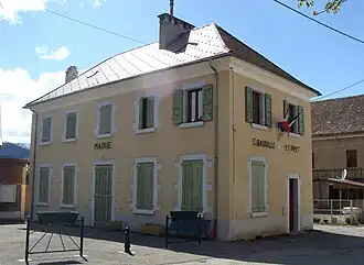 The town hall of Saint-Baudille-et-Pipet