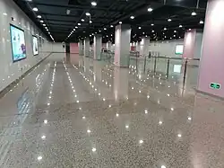 Line 15 Concourse