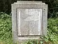 Stela commemorating the location of the mosque at the Jardin d'agronomie tropicale de Paris [fr]