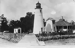 1918