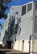 Tinshed, cnr Wilson/Shepherd St