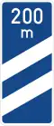 451: Motorway marker (200m before exit)