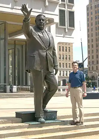 A picture of the statue